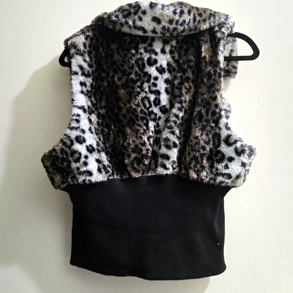 Faux Fur Animal Print Leather Trim Zippered Vest size 1X - Picture 2 of 14